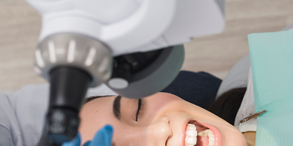 mujer-dentista